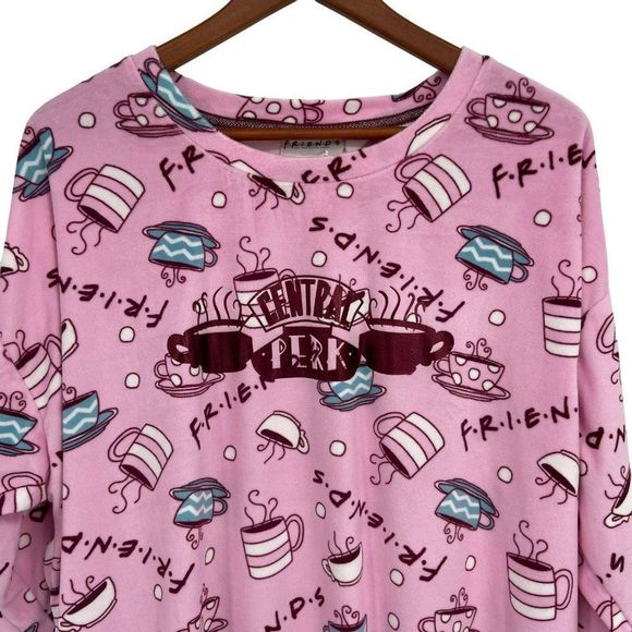 Friends Central Perk Sleepwear Long sleeve Fleece Pajama Top Pink XL NWT - Picture 5 of 8